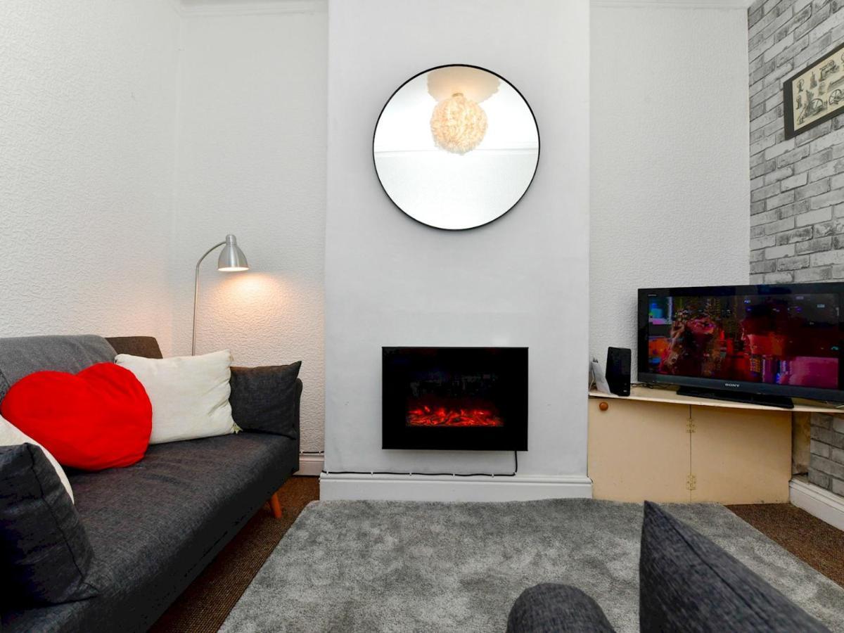 Pass The Keys Perfectly Located 3 Bed Home Close To The City Cardiff Bagian luar foto